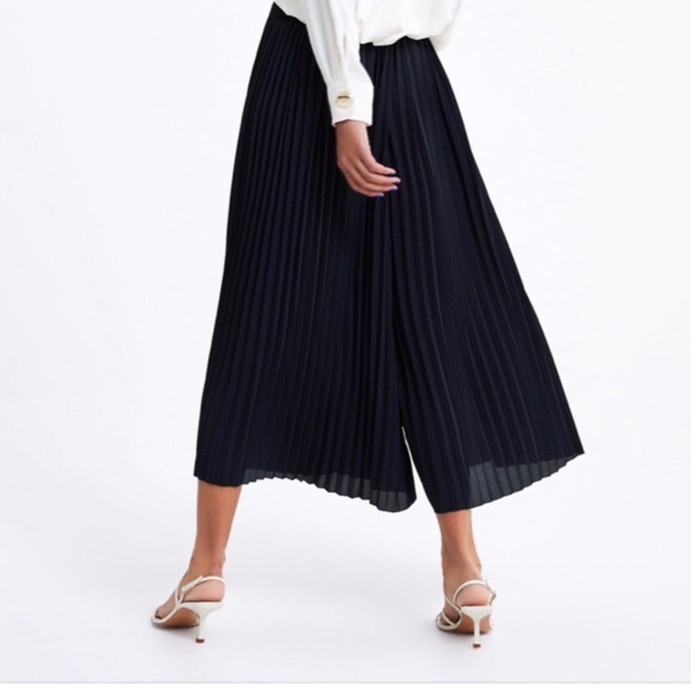 ZARA Pleated Chiffon Midi Trousers